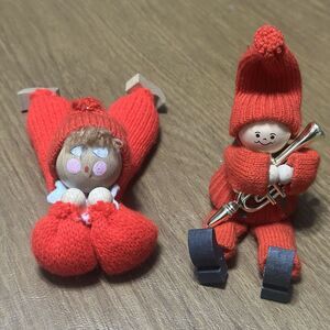 LJUNGSTROMS Sweden Wooden Knitted Christmas Figures 2 Swedish Holiday Dolls